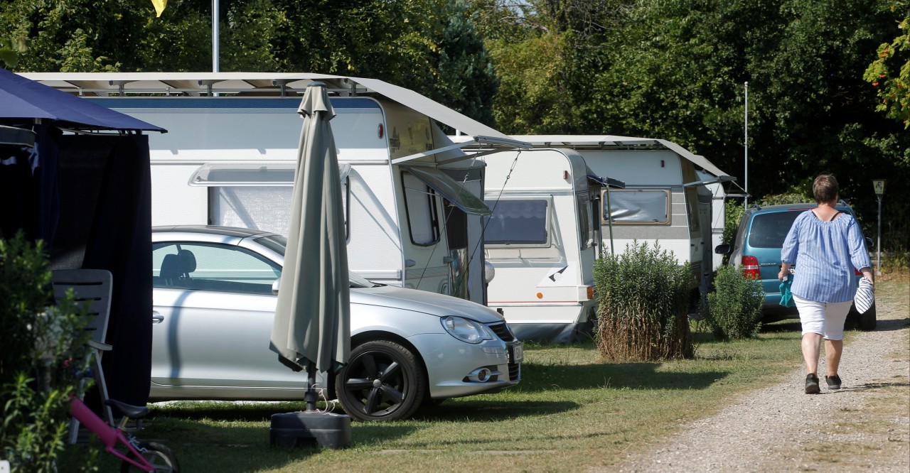 Viele Menschen machen aktuell einen Campingurlaub – ganz legal (Symbolbild).