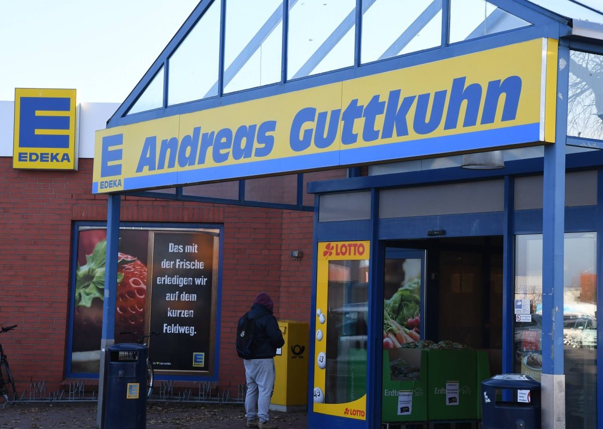 Edeka Fehmarn.jpg