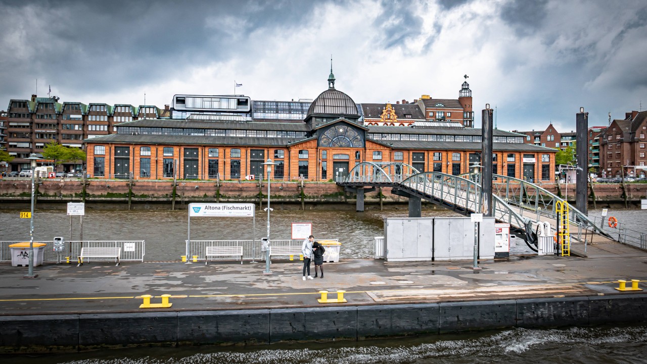 Der Hamburger Fischmarkt darf unter Auflagen wieder öffnen. 