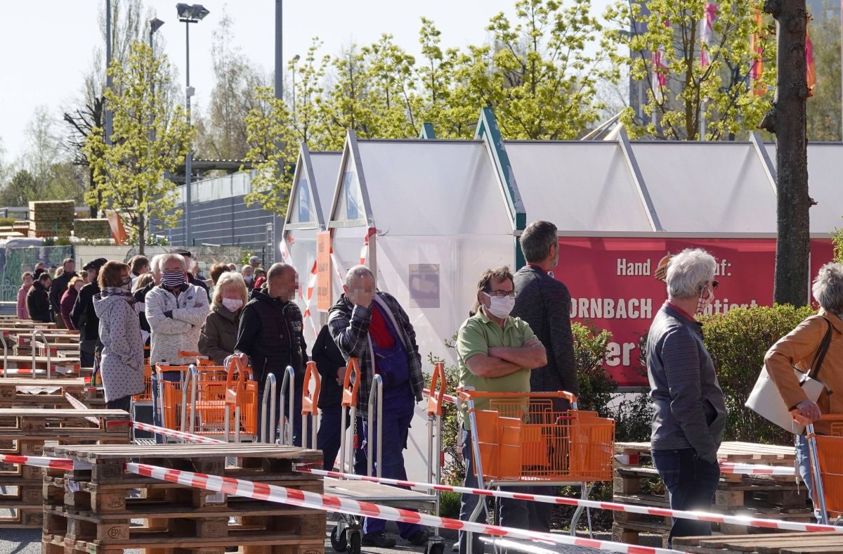 Hamburg Coronavirus Baumarkt.jpg