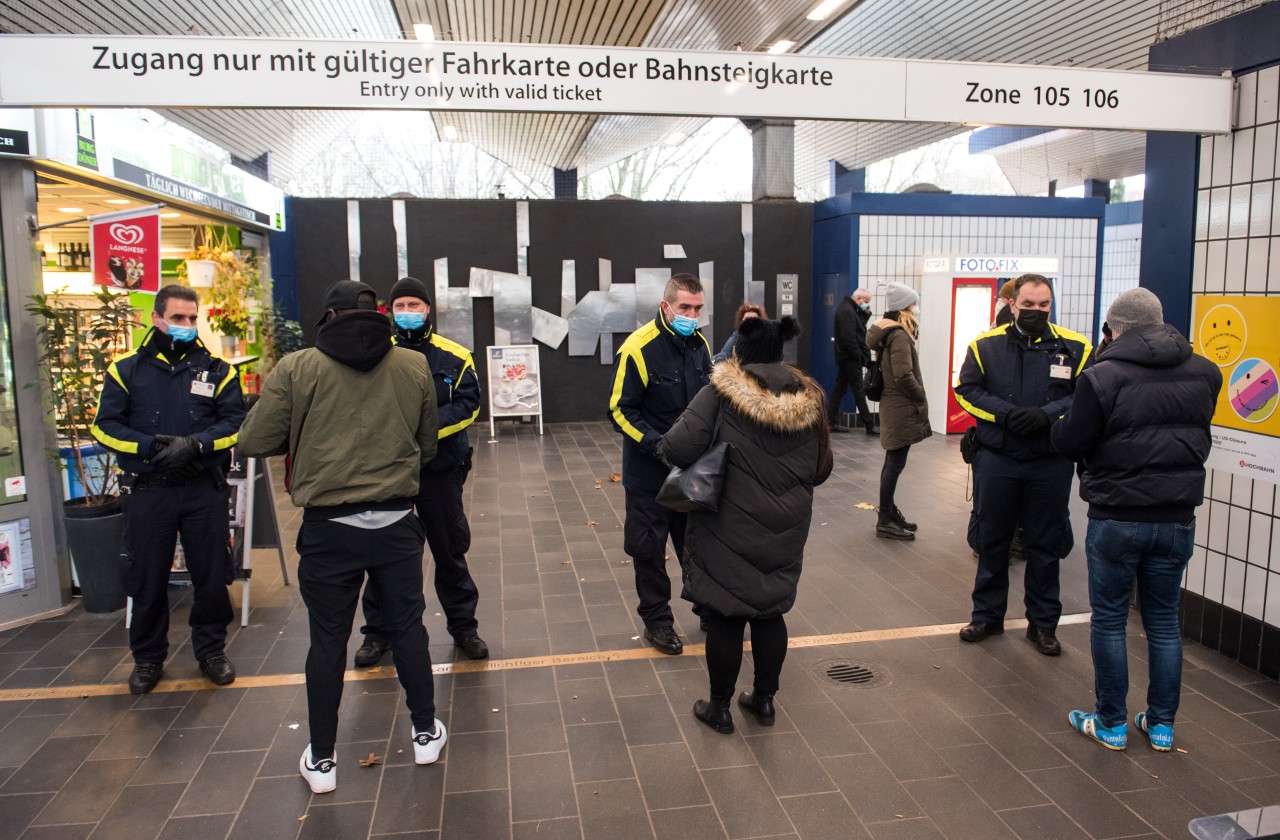 Fahrgäste im HVV in Hamburg und dem Umland müssen sich auf eine neue Regel einstellen.