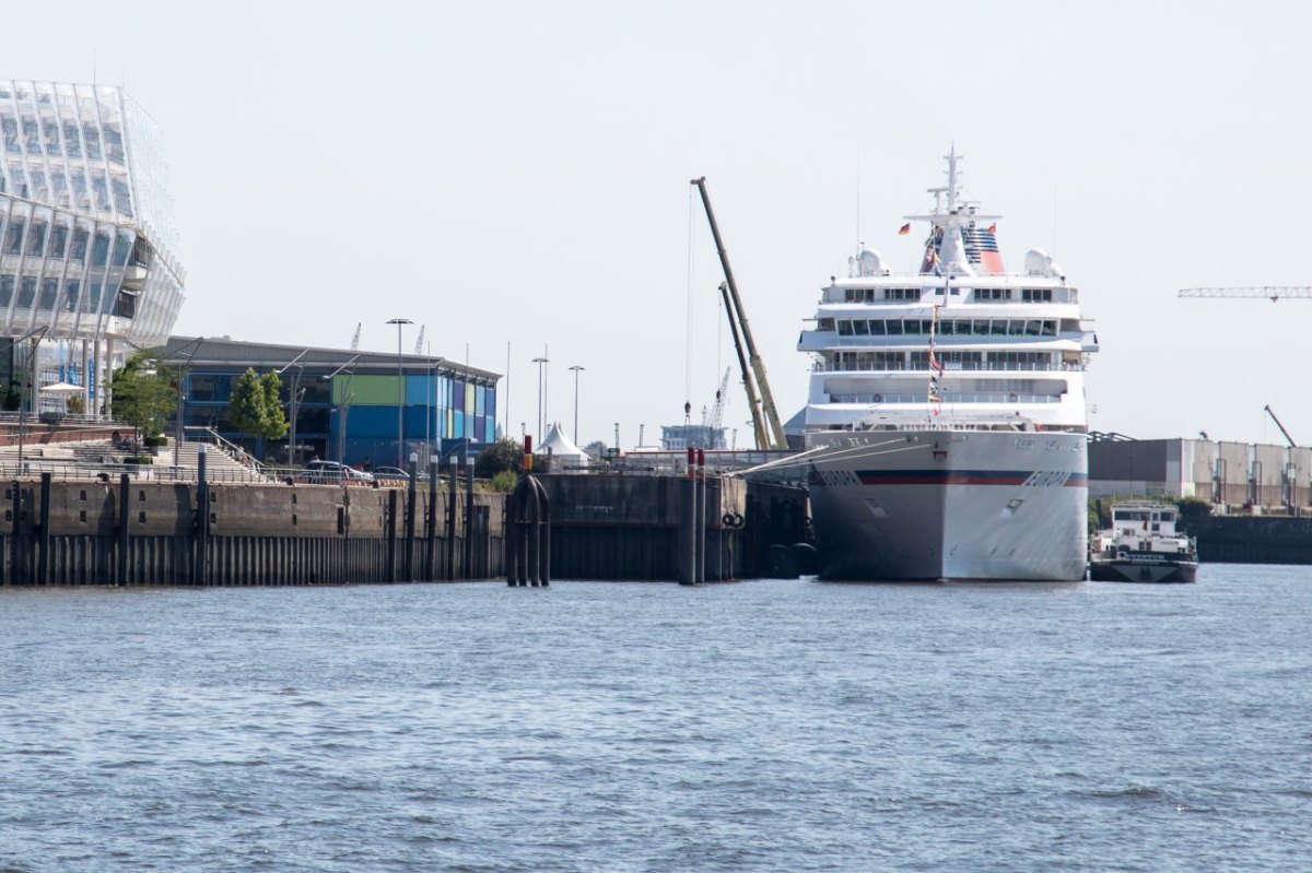 Hamburg Kreuzfahrtterminal.jpg