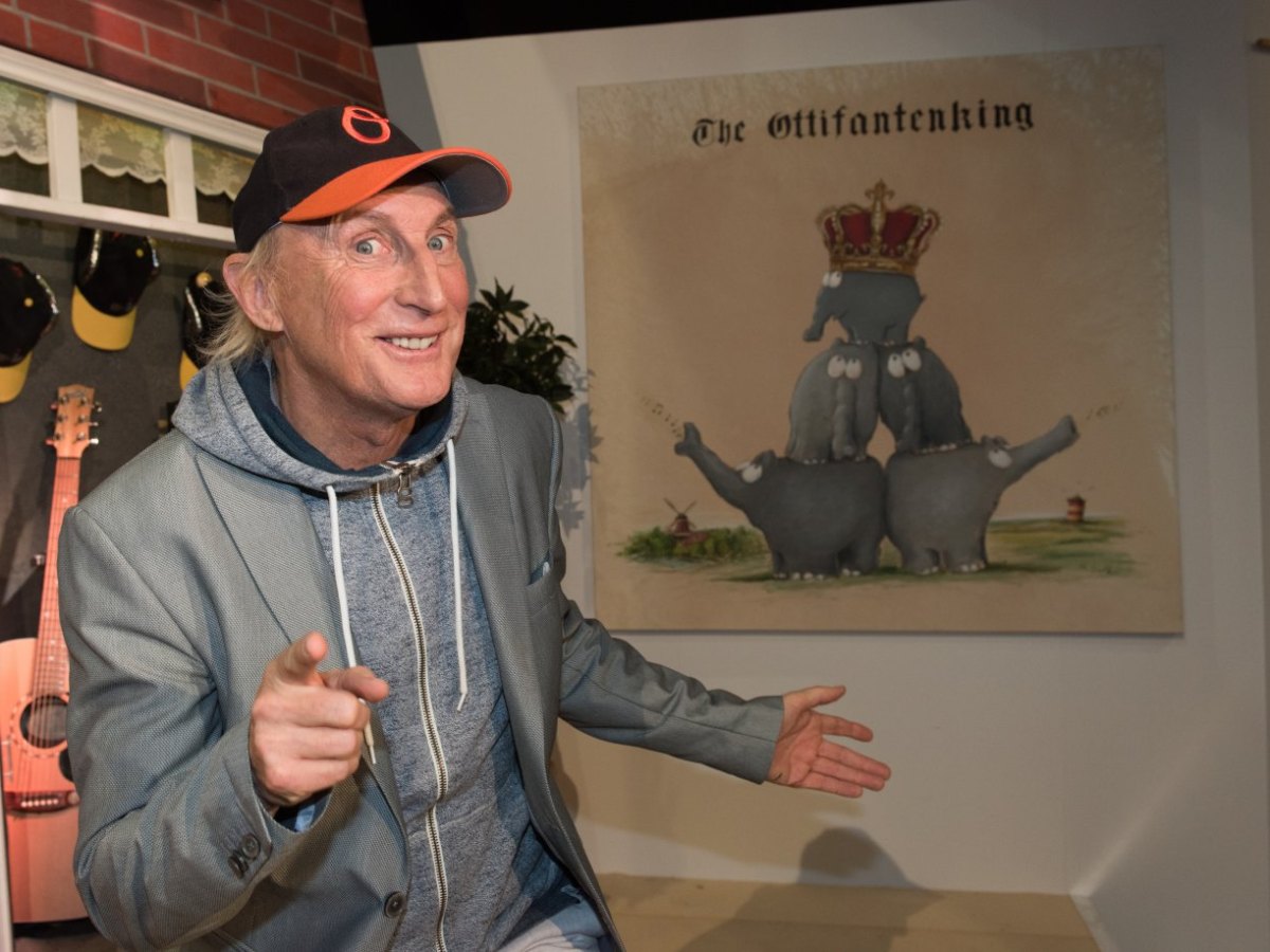 Hamburg Otto Waalkes Kunst Malerei Ottifant Udo Lindenberg Ostfriesland Komiker