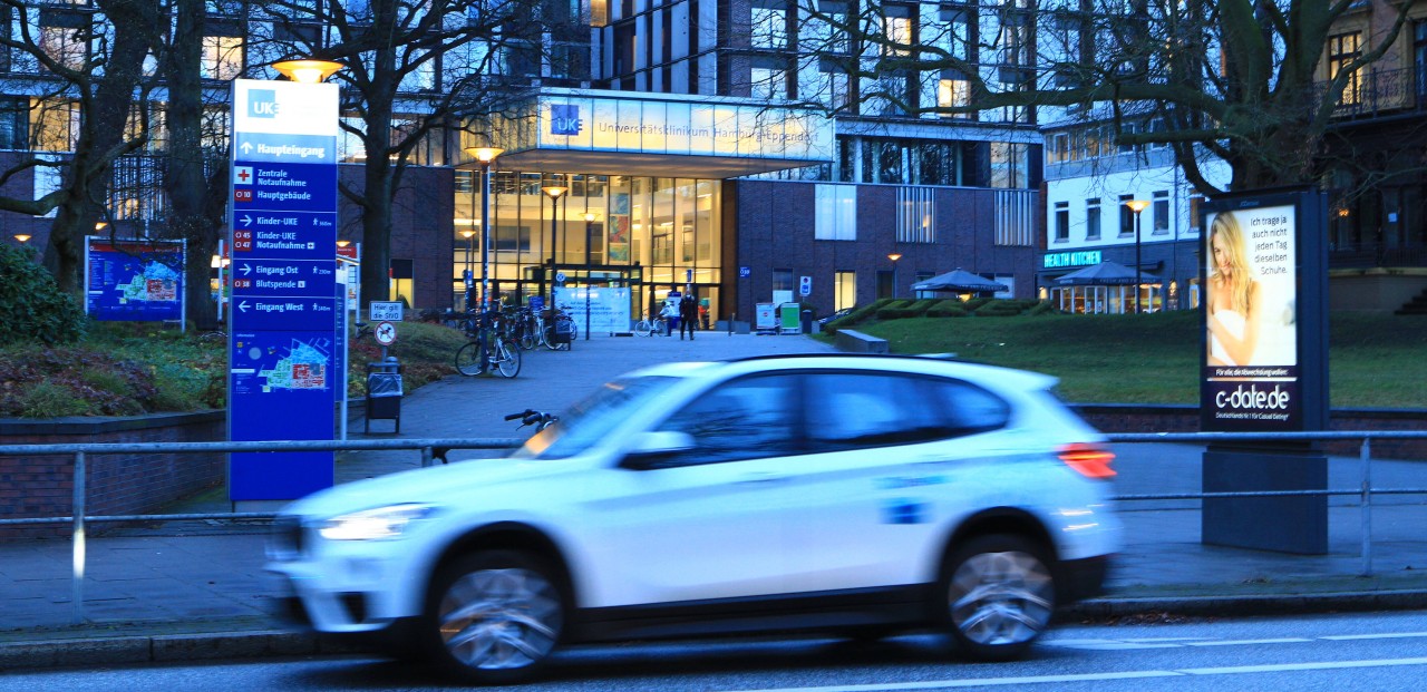 Viele der Corona-Intensivpatienten in Hamburg landen im UKE. Das Klinikum äußert sich zur aktuellen Lage.