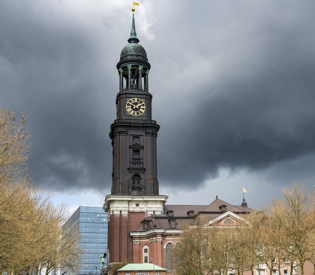 Hamburg Wetter Michel.jpg