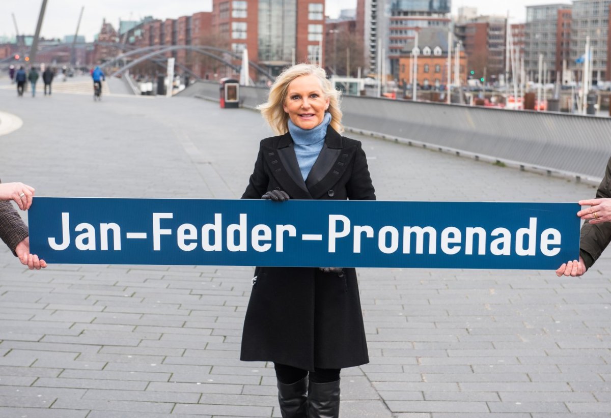 Jan Fedder Promenade Hamburg Mitte Bezirk Senat Hafen Marion Fedder