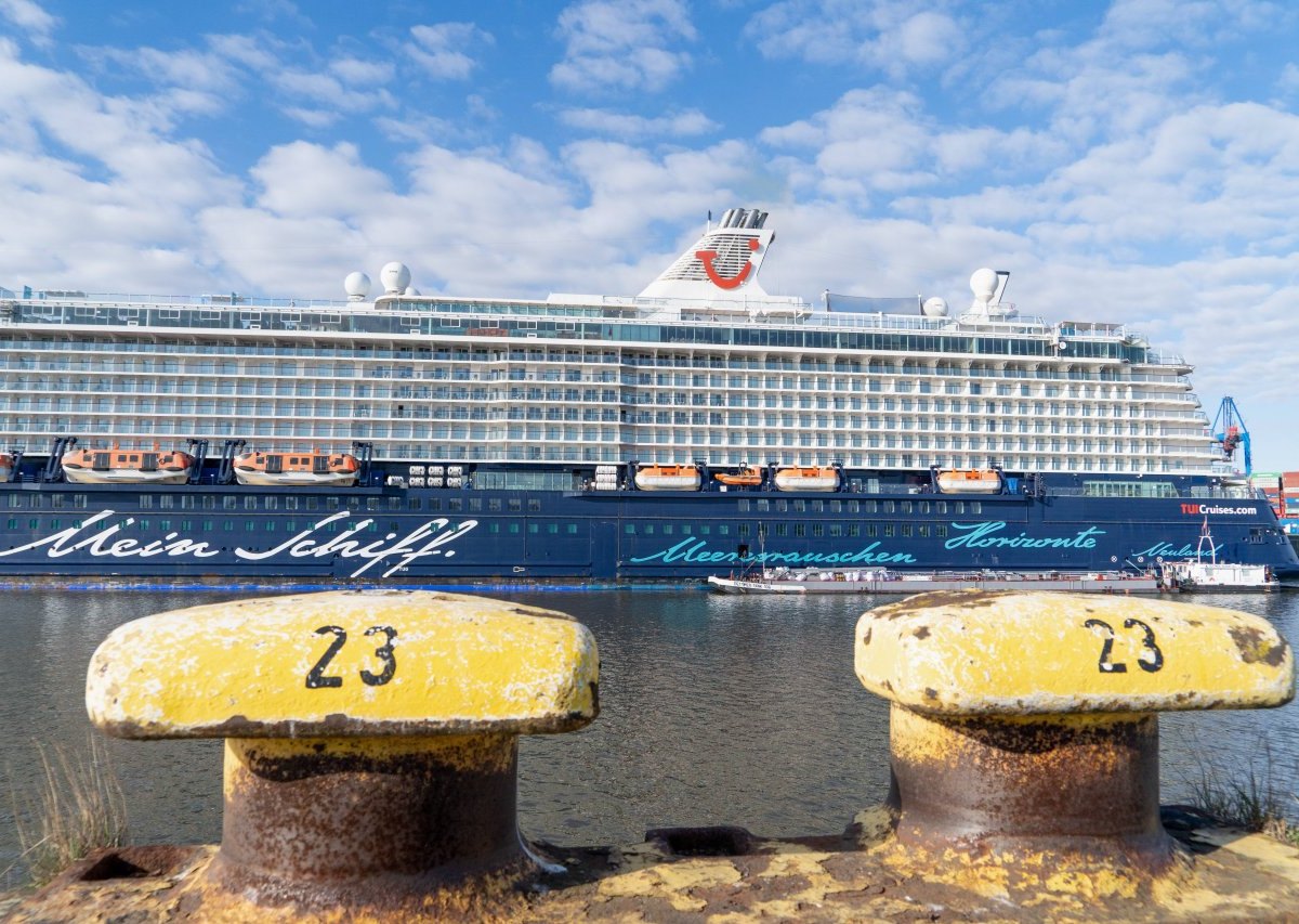 Mein Schiff.jpg