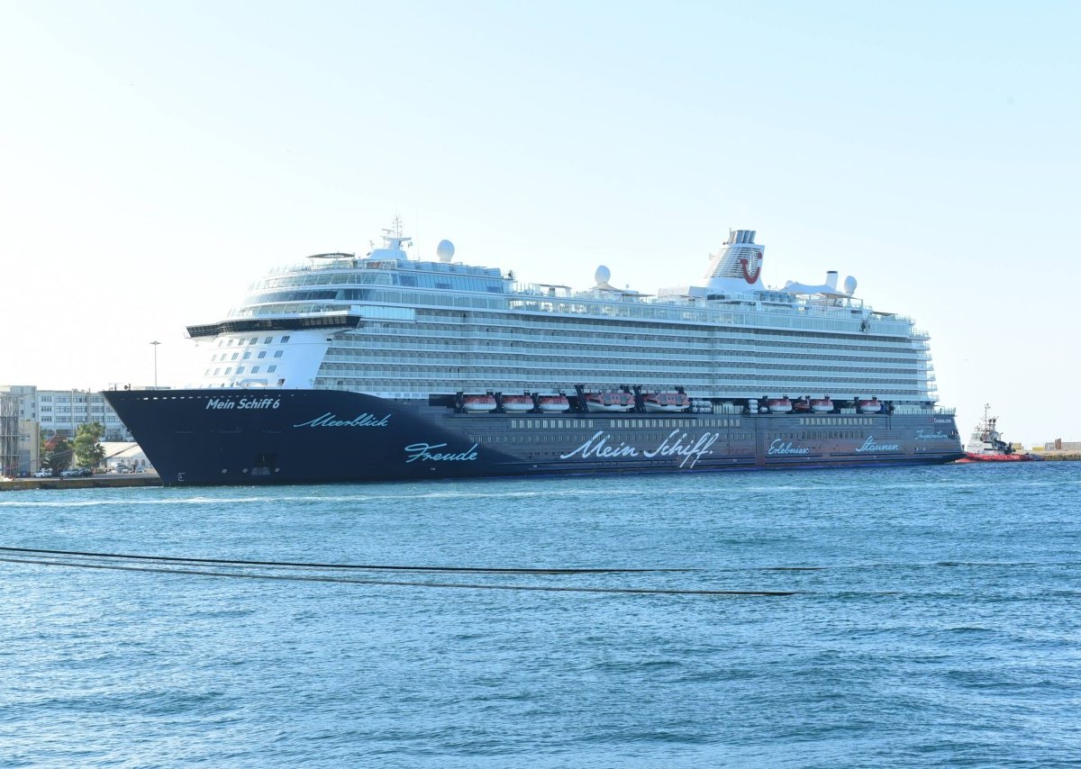 Mein Schiff 6.jpg