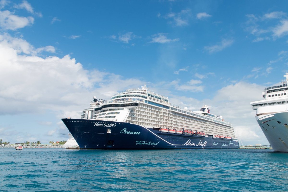 „Mein Schiff“ Corona Covid-19 Test.jpg