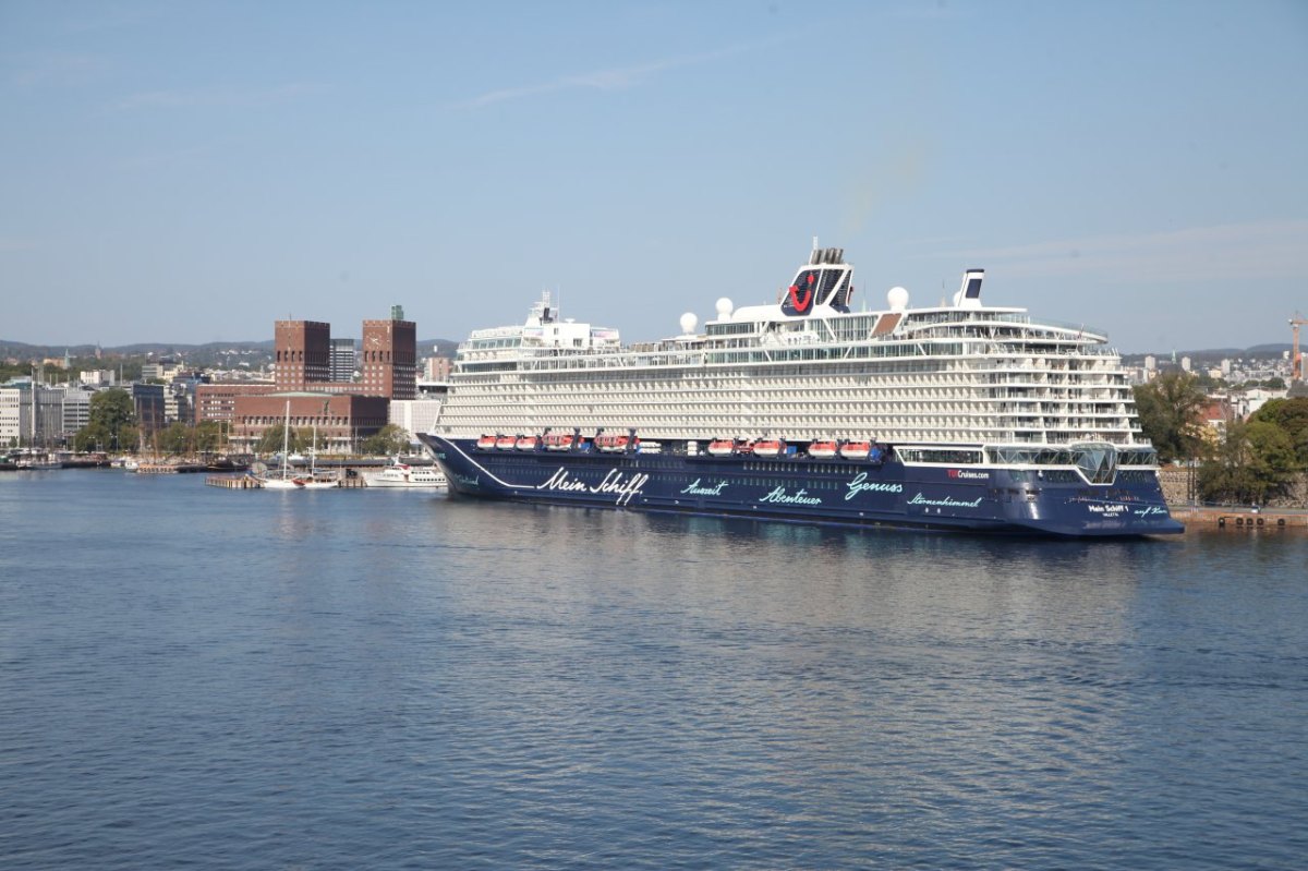 Mein Schiff Oslo.jpg