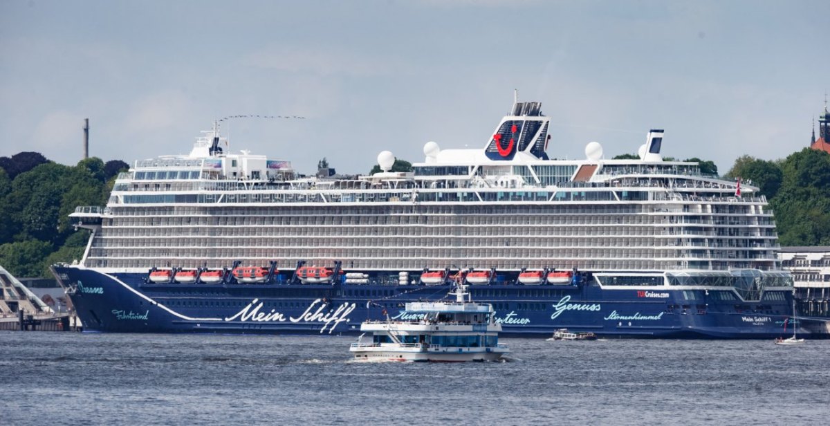 Mein Schiff Tui Cruises Hamburg Kreuzfahrten Absage.JPG