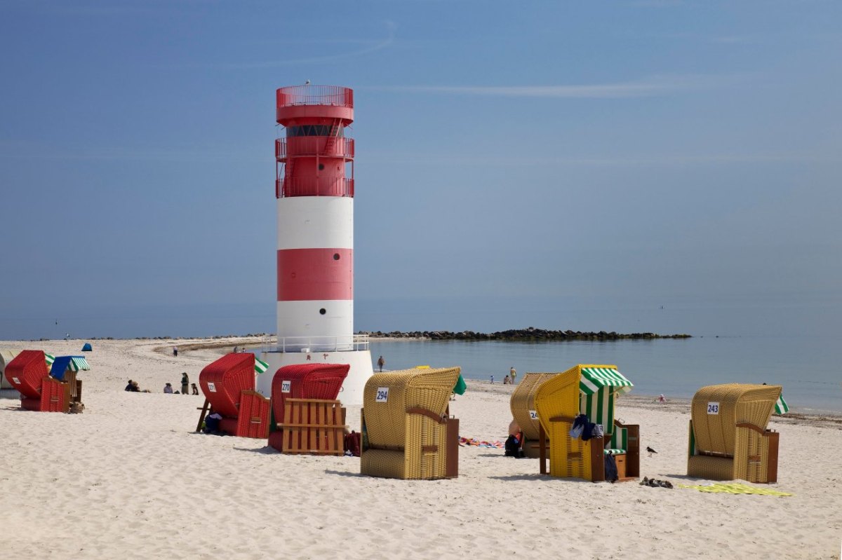 Nordsee Insel Helgoland Übernachtungen Tagesgäste Saison Einreisegelgungen Urlaub Sommerferien Saison