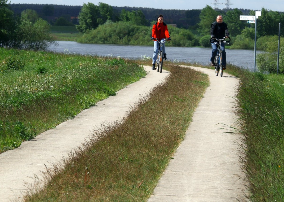 Nordsee Niedersachsen Schleswig-Holstein Cuxhaven Brunsbüttel Radweg Wattenmeer