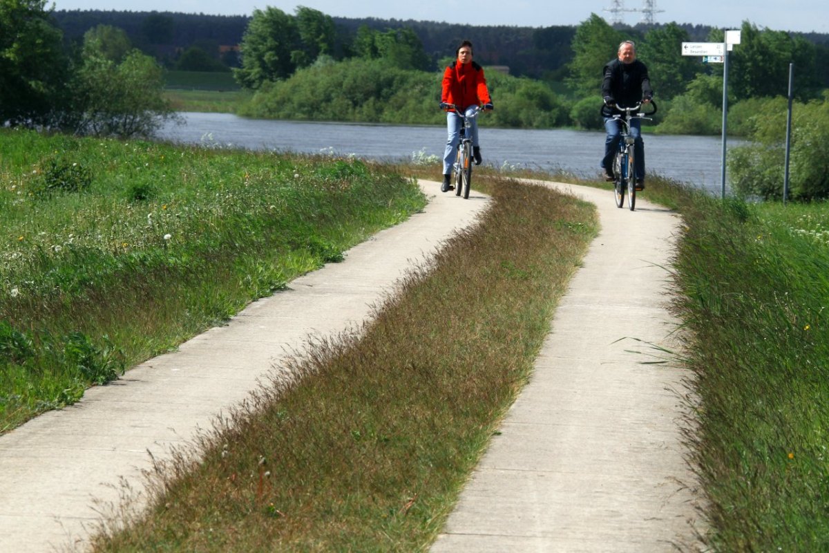 Nordsee Niedersachsen Schleswig-Holstein Cuxhaven Brunsbüttel Radweg Wattenmeer