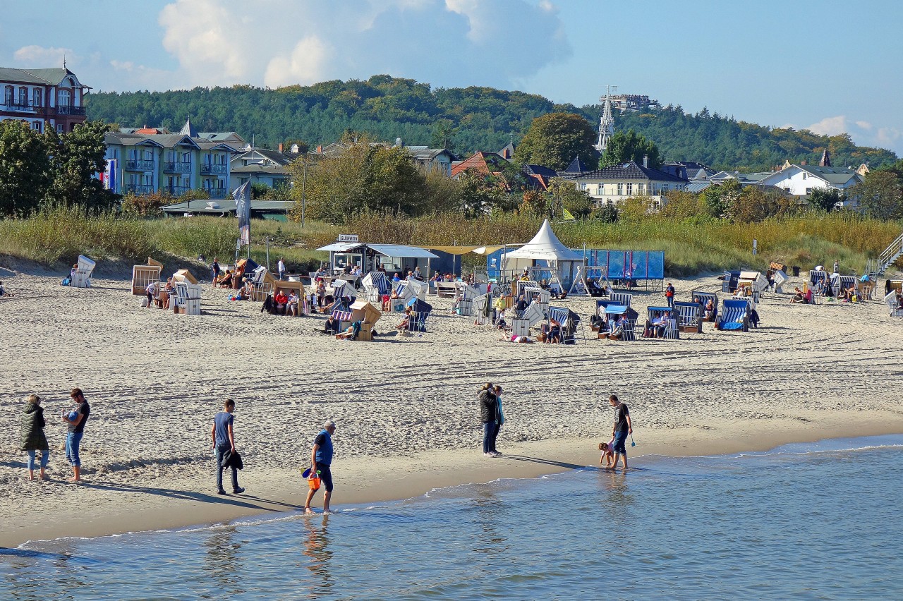 Ostsee-Urlauber genießen die letzten Sonnentage im Oktober auf Usedom