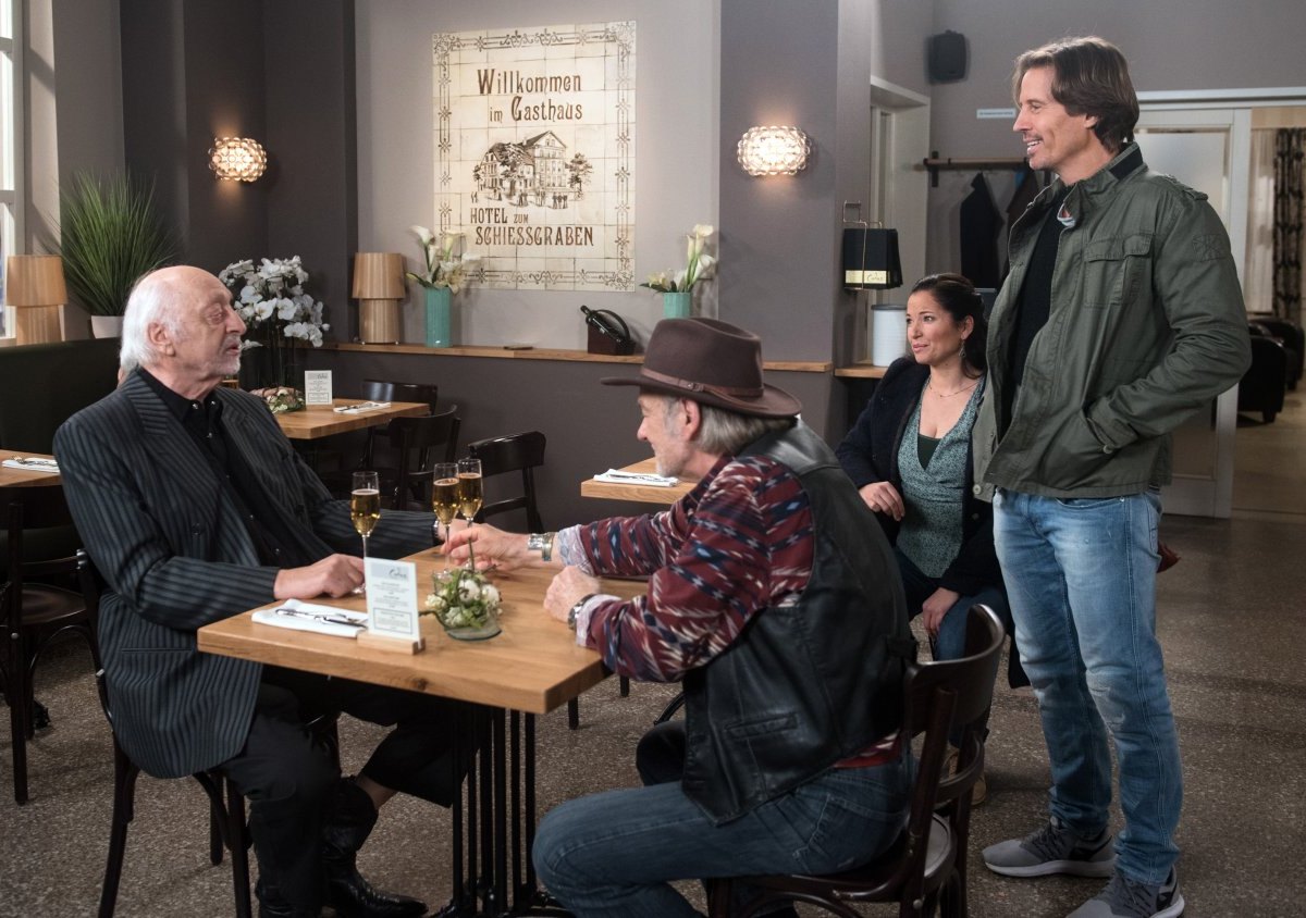 „Rote Rosen“ Karl Dall Anna Mennicken Vivian Richie Sky Instagram Telenovela