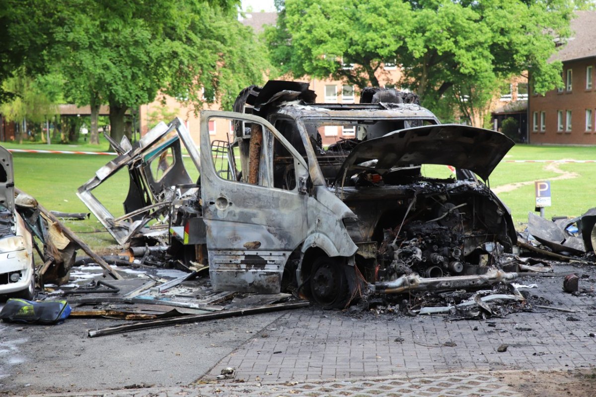 Schleswig-Holstein_Rettungswagen.JPG