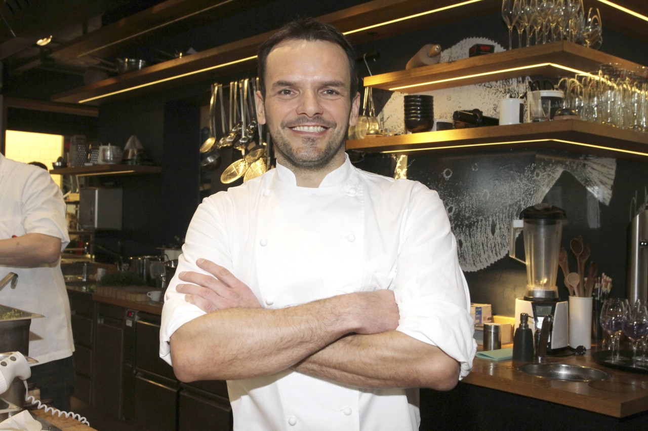 Steffen Henssler war in seiner TV-Show „Hensslers Countdown - Kochen am Limit“ plötzlich ziemlich verwirrt. (Symbolbild)