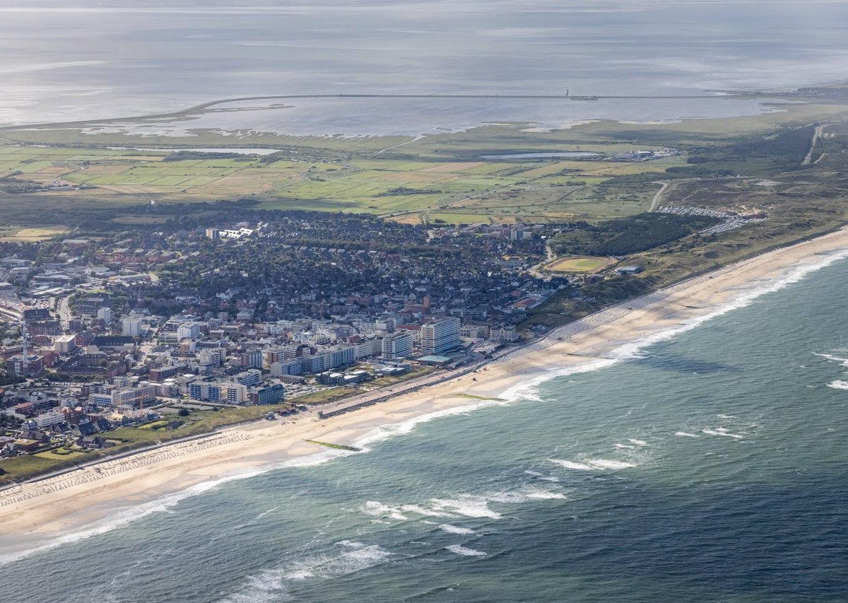 Sylt Insel Urlaub Rantum Facebook Preise Autozug Strand Klischee