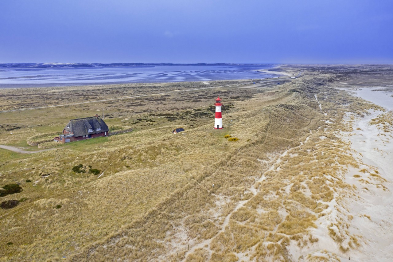 Blick auf den Leuchtturm in List auf Sylt.