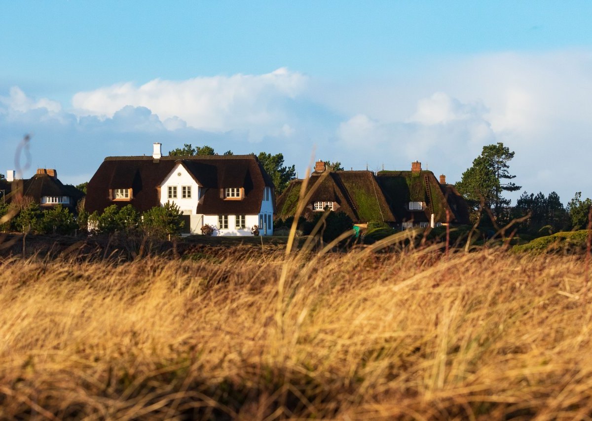 Sylt Reetdach Haus.jpg