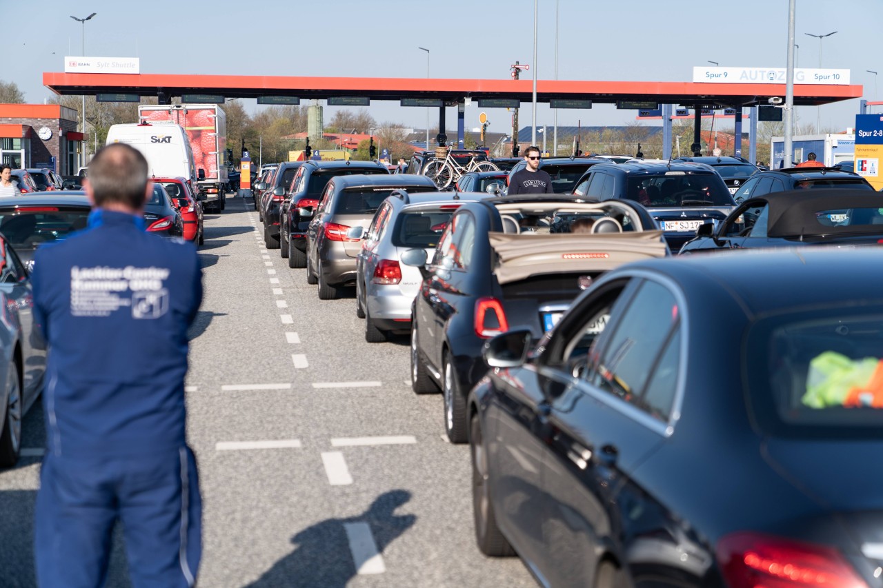 Das Verladeterminal für den Autozug nach Sylt. Dort wird es an Stoßtagen gerne mal voll (Symbolbild).