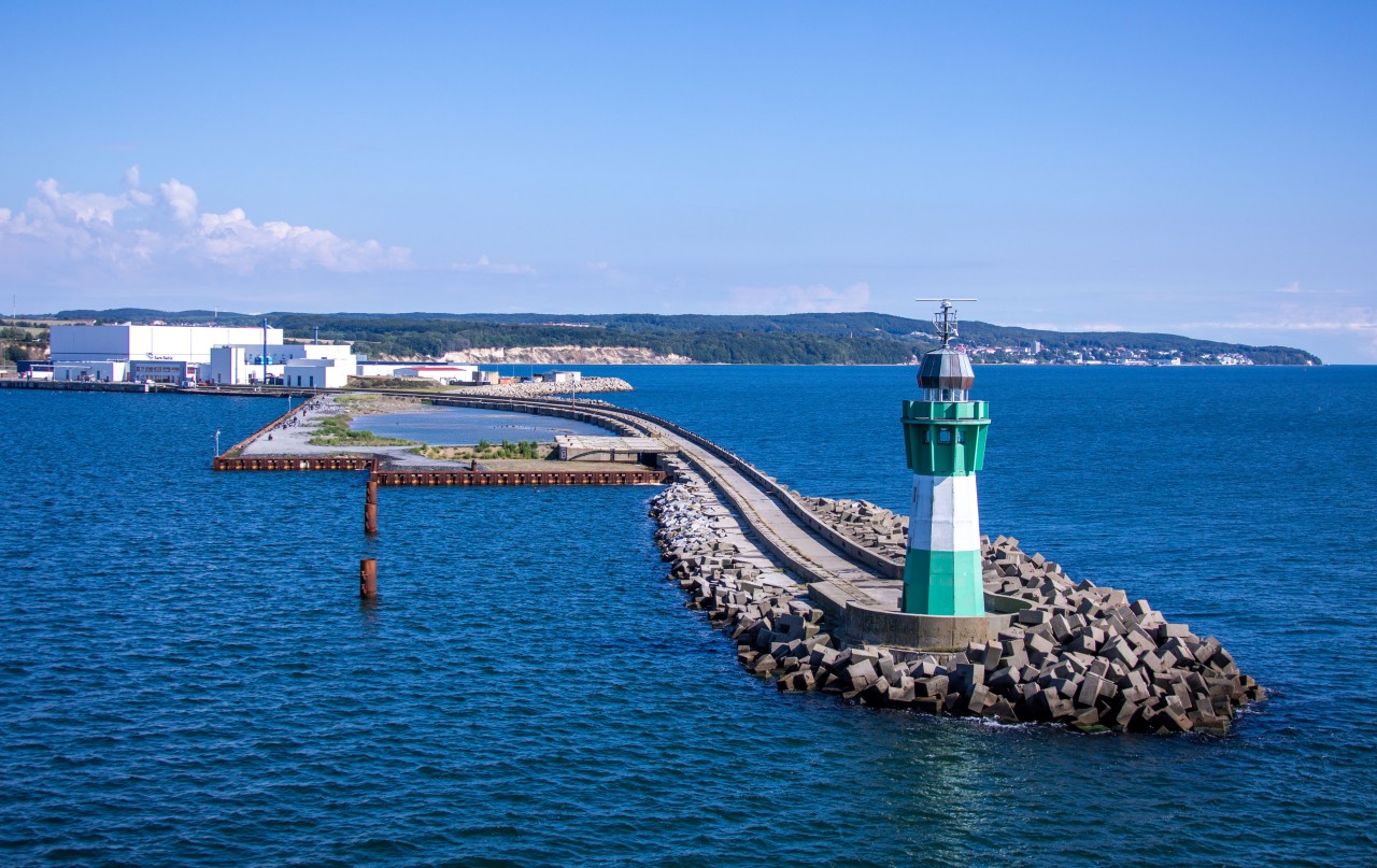 Das Unternehmen aus Mukran auf Rügen muss sich neu erfinden (Symbolfoto).