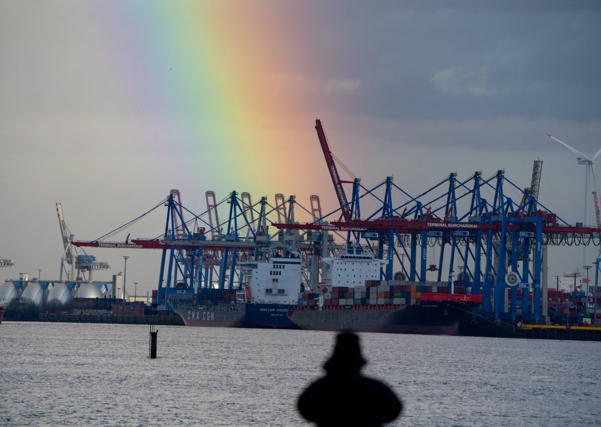 Wetter in Hamburg Hafen Regenbogen.jpg