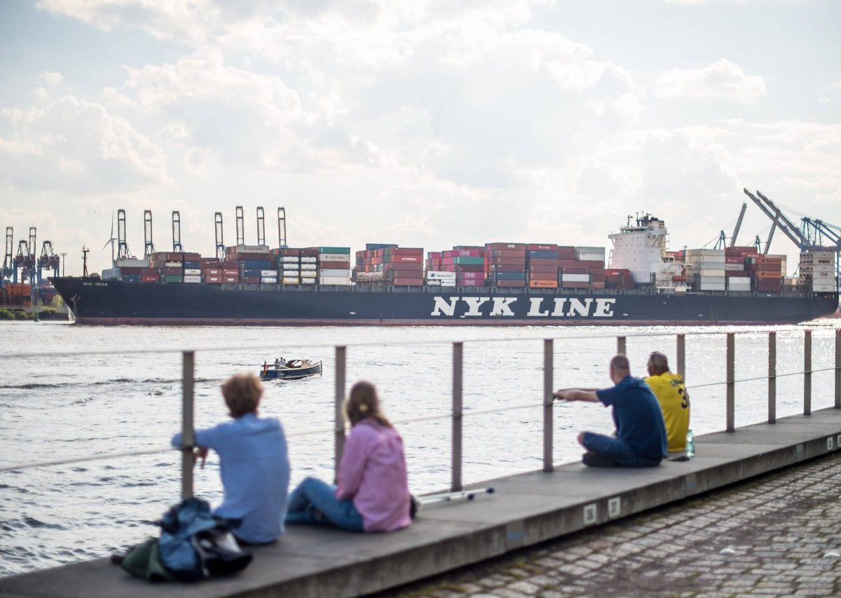 Wetter in Hamburg Sommer Wolken Wochenende