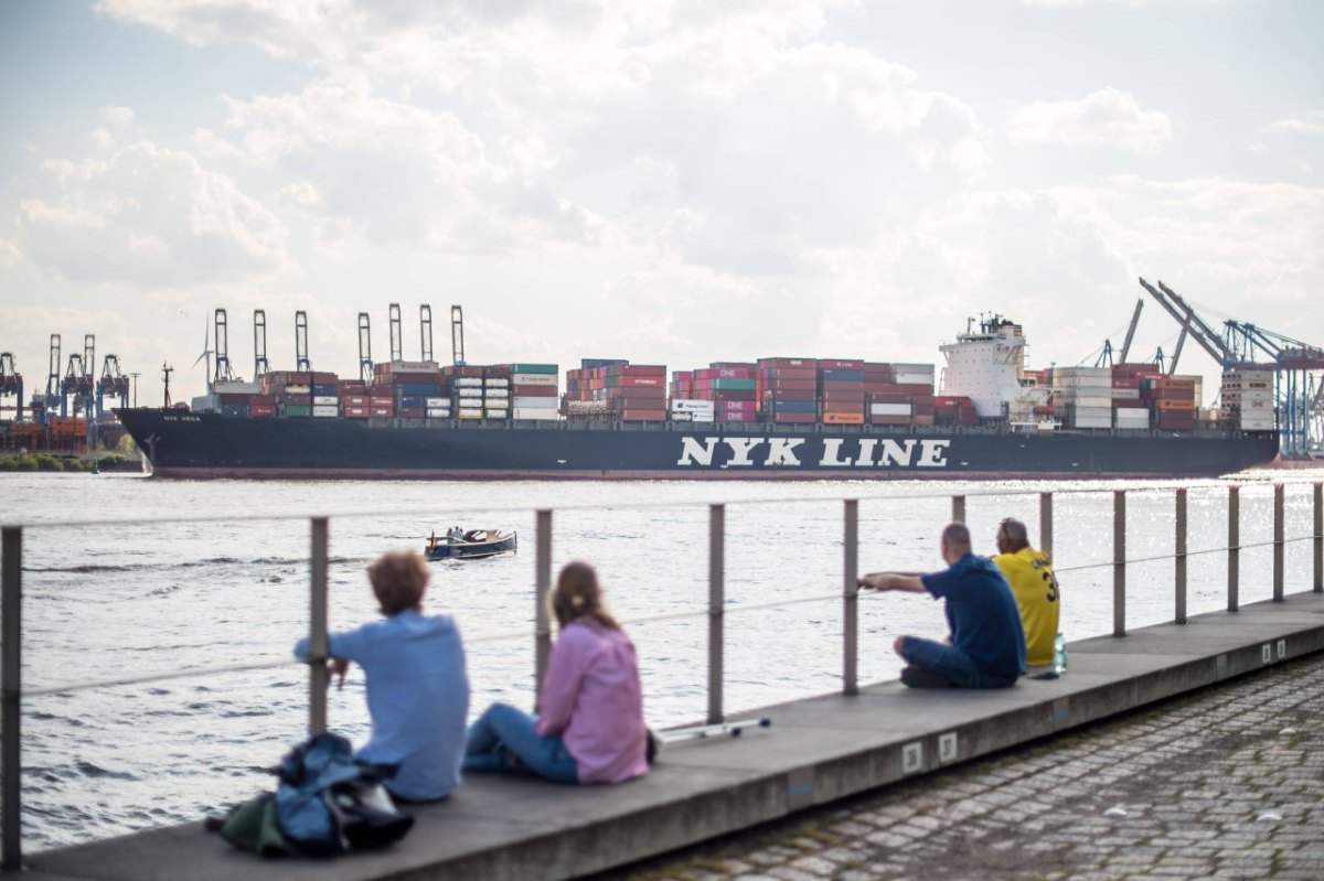 Wetter in Hamburg Sommer Wolken Wochenende