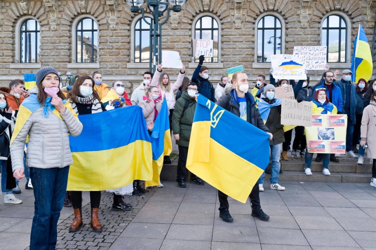 Hamburg Rathaus Ukraine.jpg