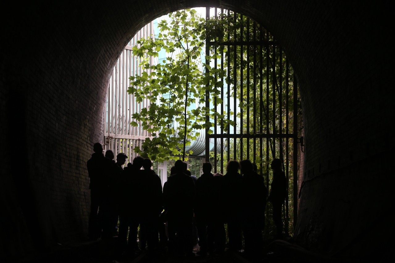 Unter den Straßen von Hamburg verläuft ein Tunnel, der vielen unbekannt ist.