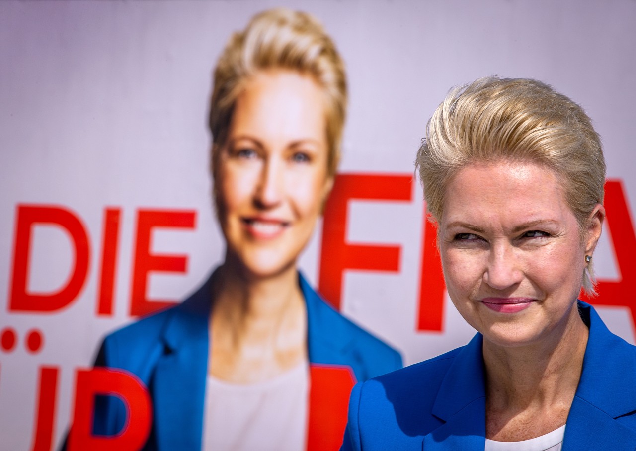 Ministerpräsidentin Manuela Schwesig bleibt laut Umfragen unangefochten an der Spitze 