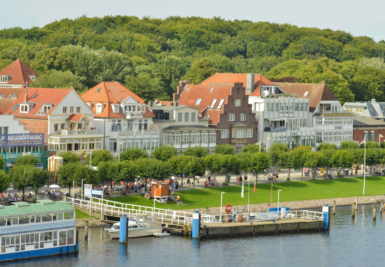 Im Stadtteil Travemünde in Lübeck regt sich Protest. 