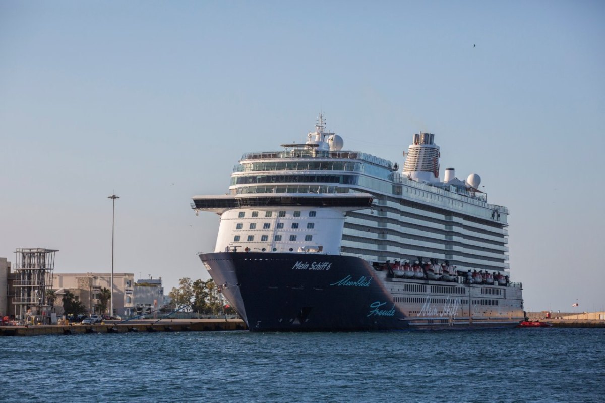 Mein Schiff.jpg