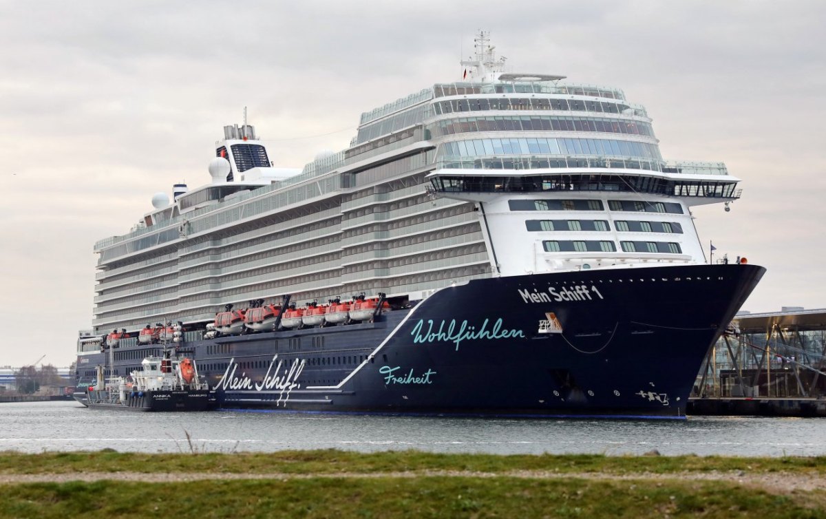 Mein Schiff.jpg