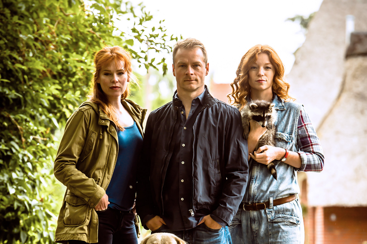 „Nord bei Nordwest“-Star Marleen Lohse (r.) mit Hinnerk Schönemann und Jana Klinge.