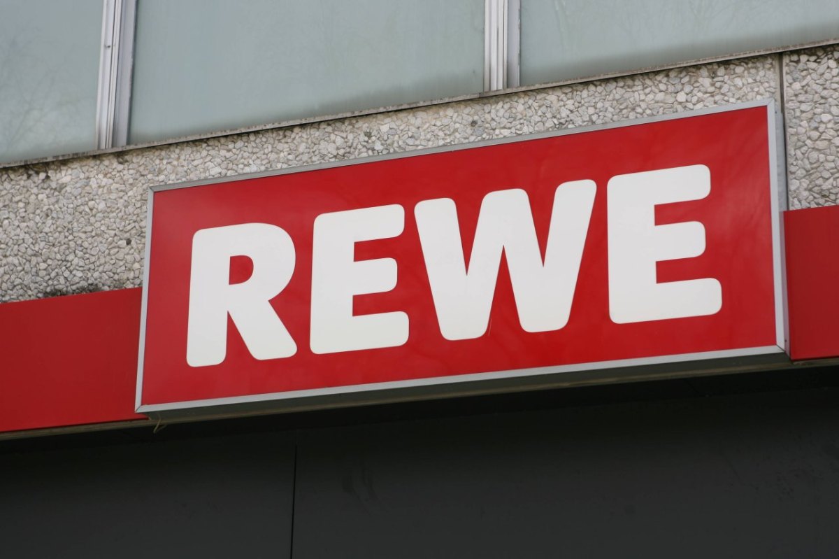 Rewe Hamburg Sanierungsarbeiten.jpg