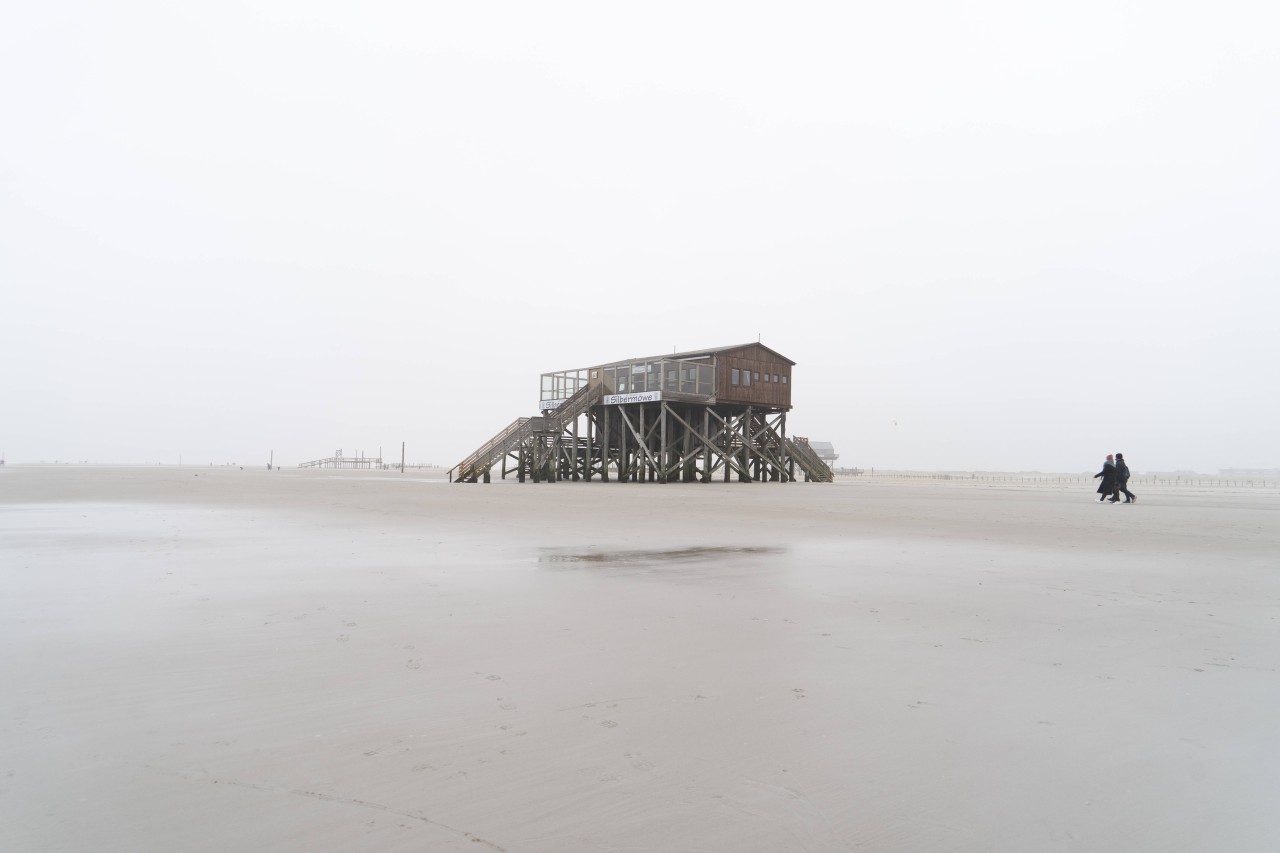 Diese Entdeckung am Strand von Sankt Peter-Ording hat einer Frau einen ordentlichen Schreck eingejagt (Symbolbild). 