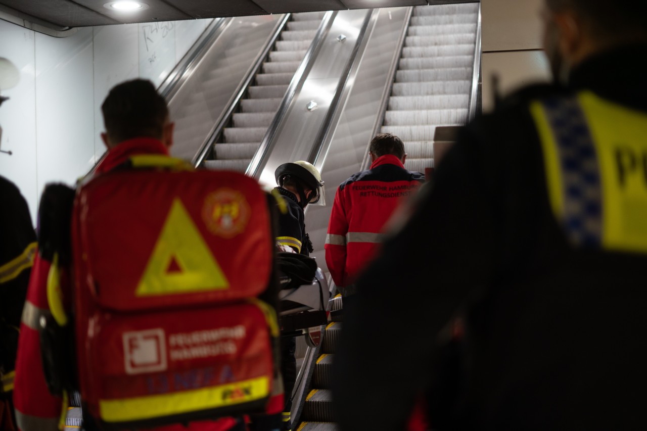 Diese Rolltreppe stürzten die Männer hinab.