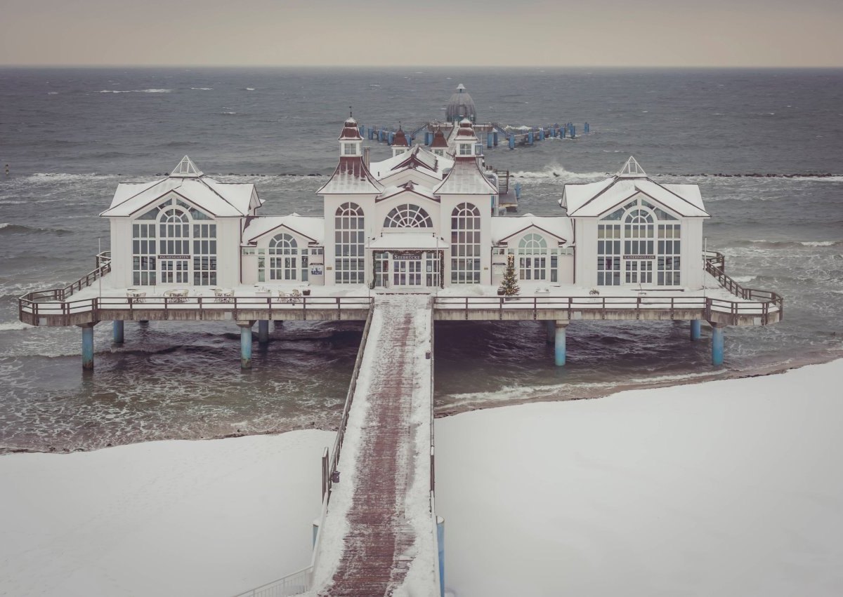 Rügen Ostsee Seebrücke Sellin.jpg