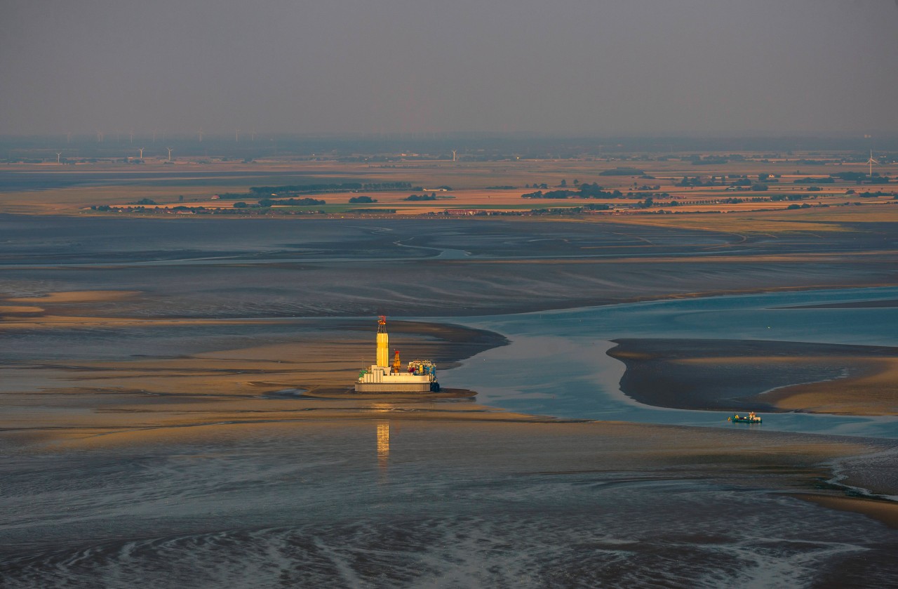 Die Bohrinsel Mittelplate in der Nordsee. 