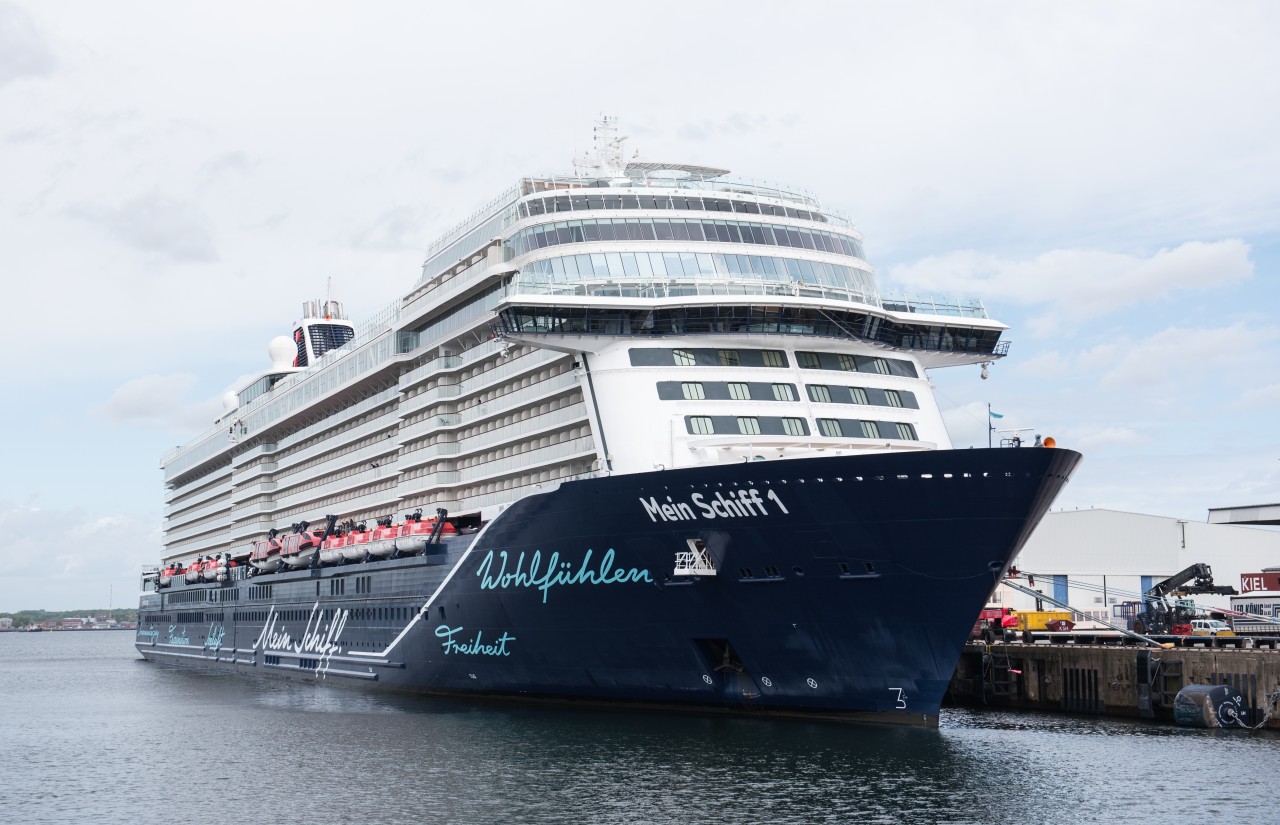 Das gab es noch nie: „Mein Schiff 1“ feiert Premiere – Kapitän ist mega stolz. 