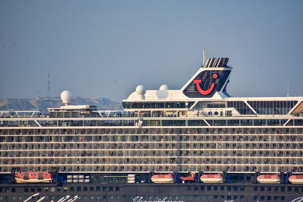 Mein Schiff 2