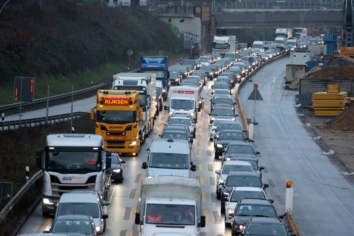 Stockender Verkehr in Hamburg