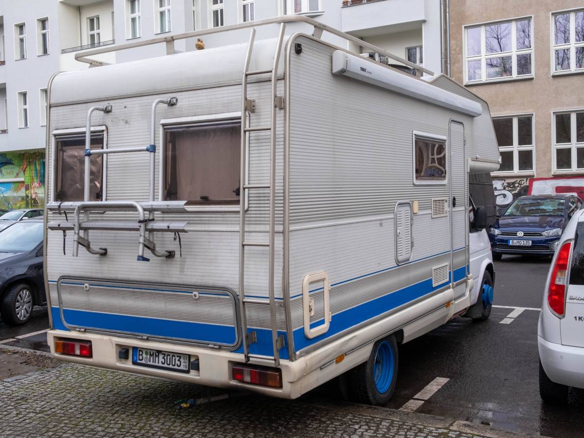 Immer Ärger bei der Parkplatz-Wahl im Camping-Urlaub!