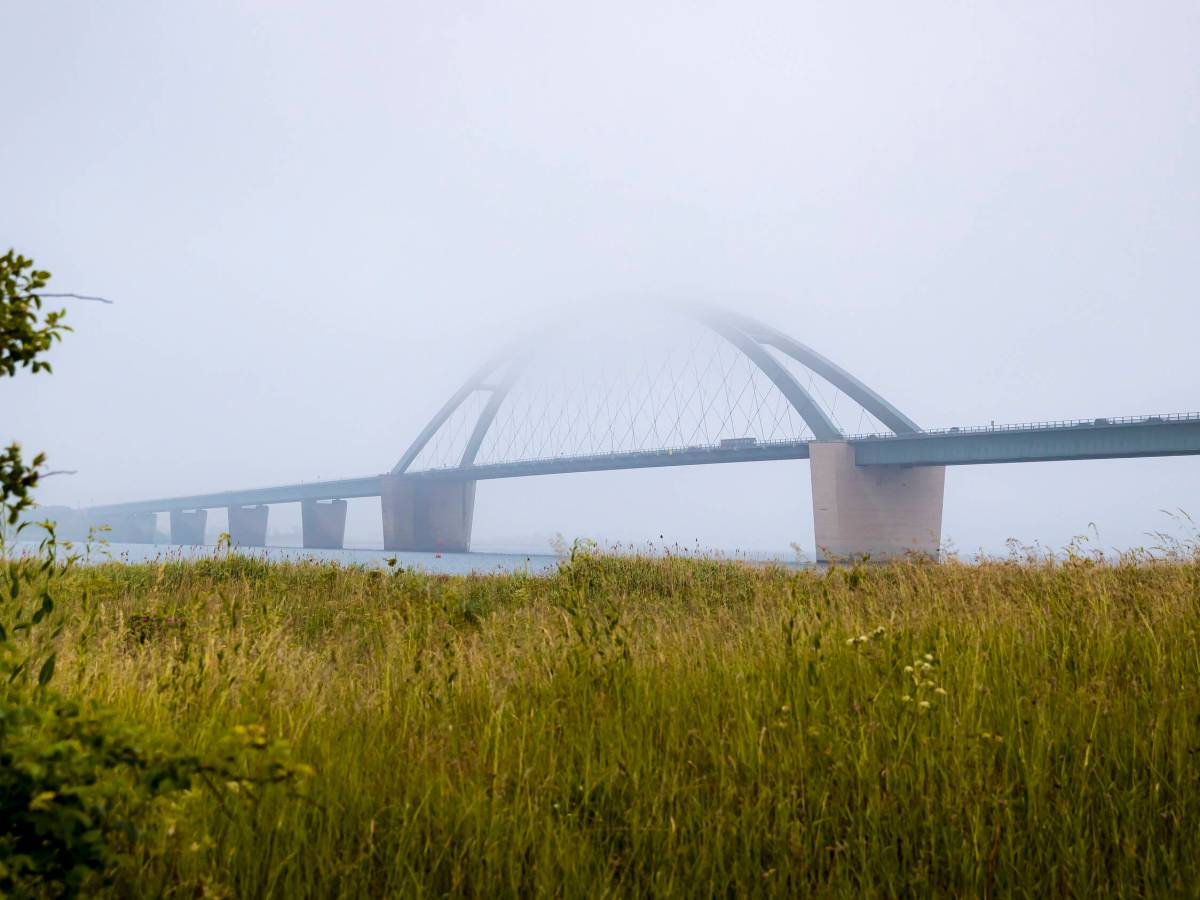 Ostsee Fehmarnsundbruecke