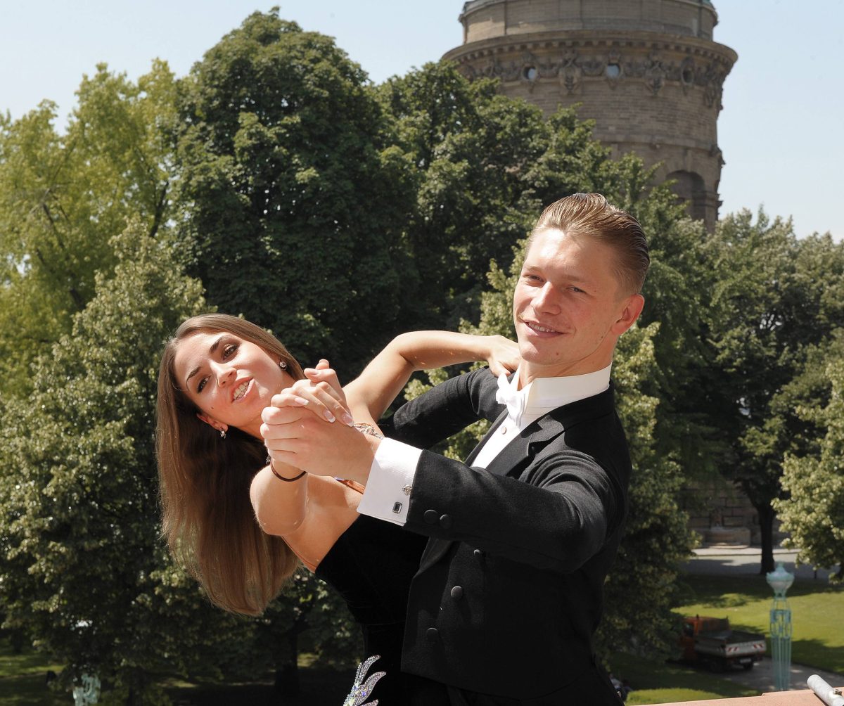 „Let's Dance“ ist eine Achterbahnfahrt der Gefühle. Das beweist das Ex-Paar Ekaterina und Paul Lorenz in ihrem emotionalen Tanz...