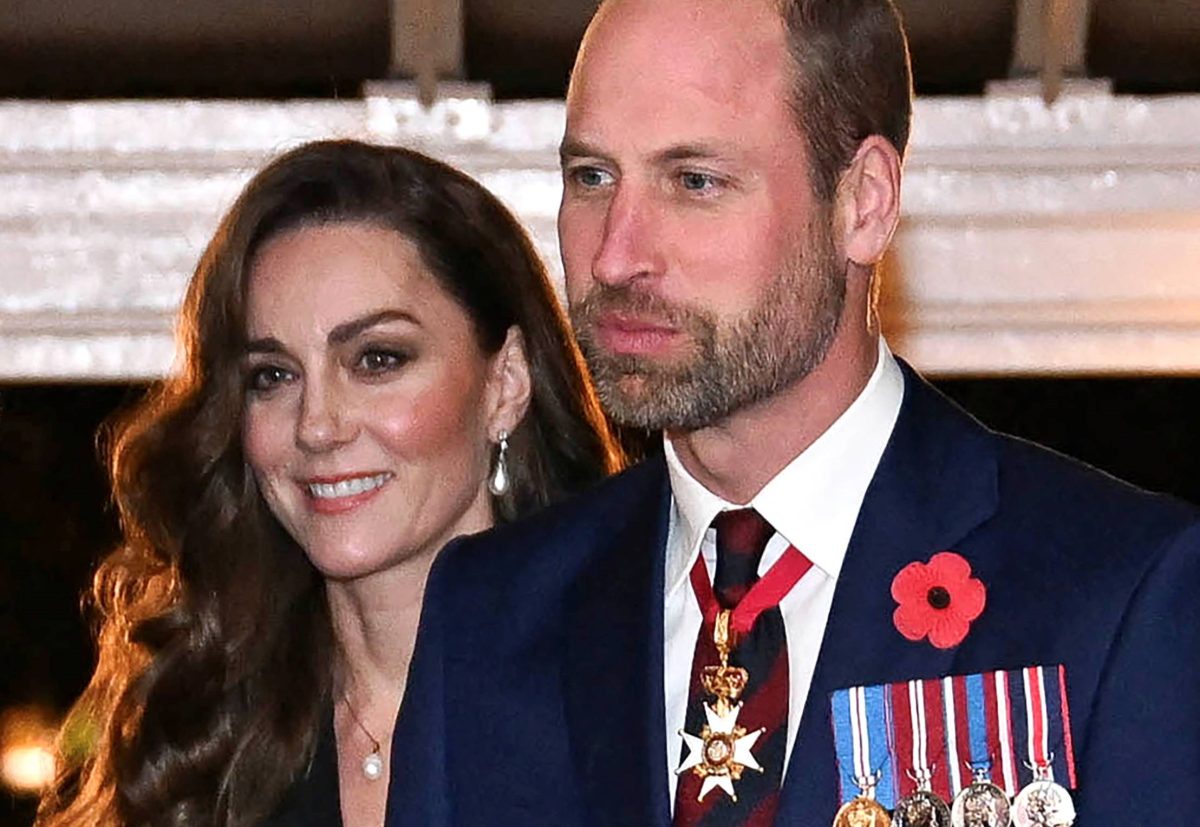 Kate Middleton und Prinz William Ã¤ndern ihre PlÃ¤ne: Eigentlich waren sie zum Weihnachtsessen im Buckingham Palace eingeladen.