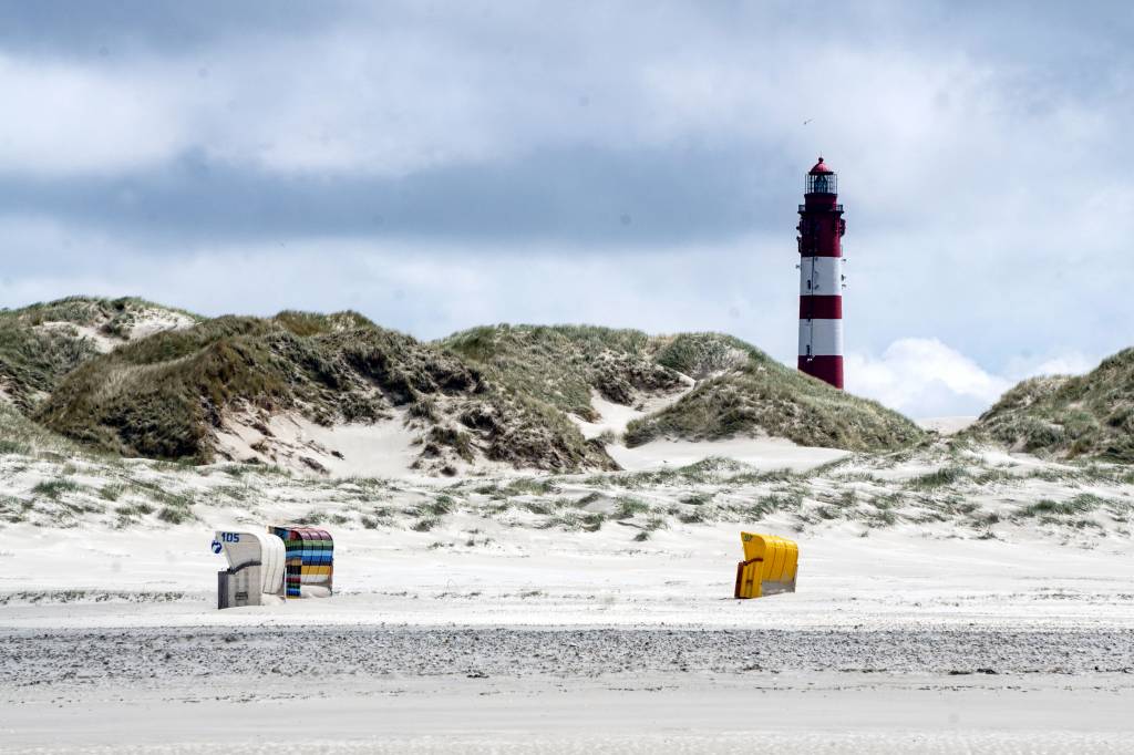 Strand mit Leuchtturm